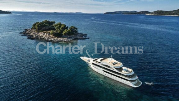 M/Y ANTHEA