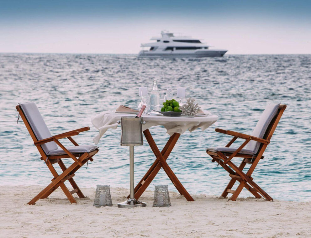 Maldives picnic in the beach