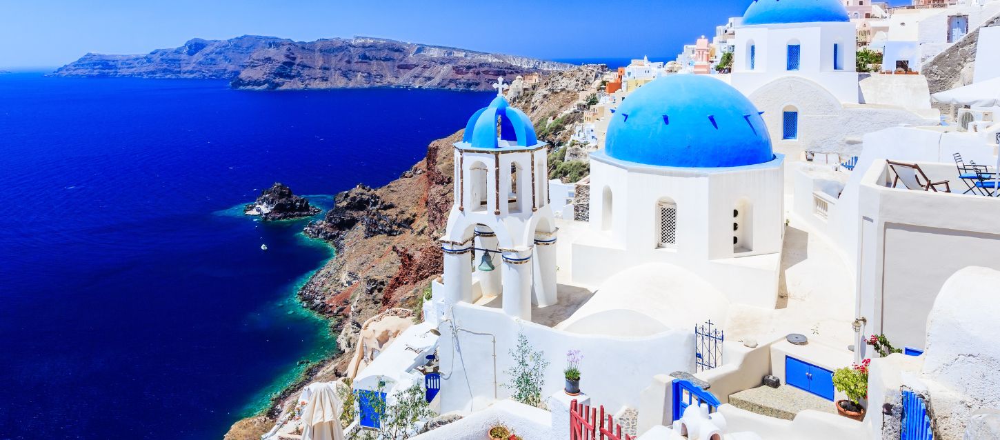 White and blue houses overlooking the sea in Santorini