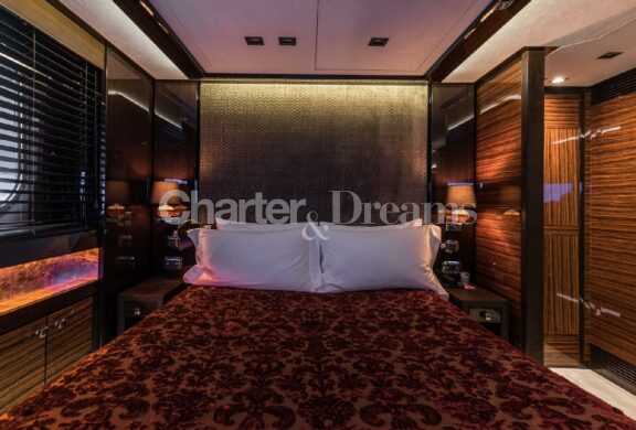Amadeus I gallery image