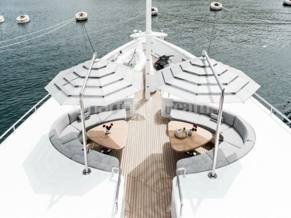 Amadeus I gallery image