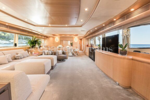 ASTONDOA 102GLX gallery image