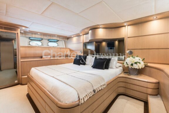 ASTONDOA 102GLX gallery image