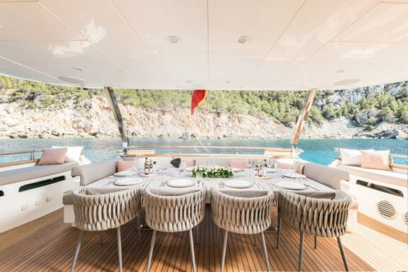 ASTONDOA 102GLX gallery image