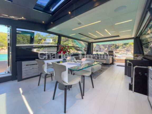 Pershing 8X gallery image