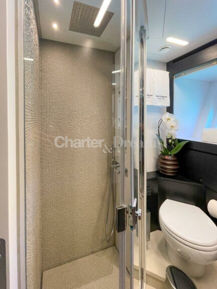 Pershing 8X gallery image