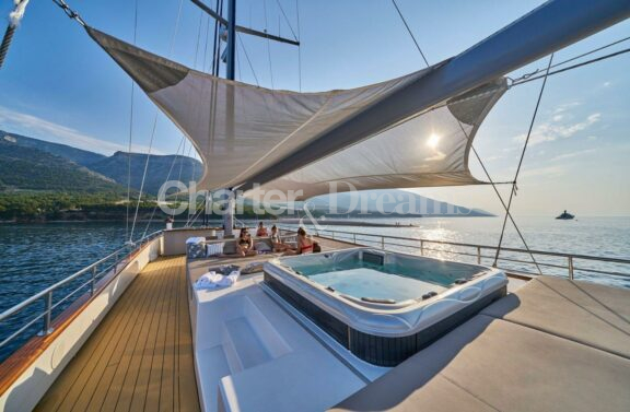 Dalmatino gallery image