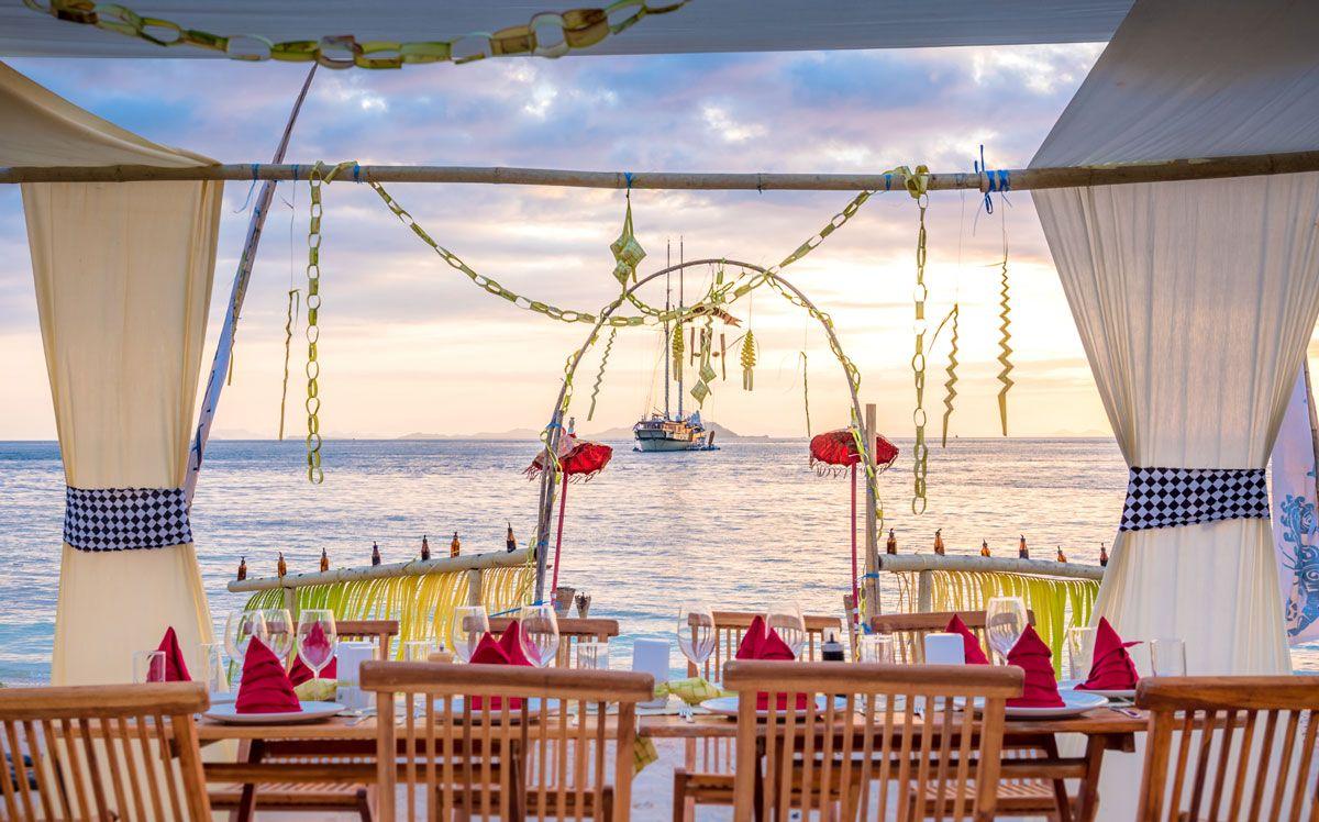 Luxury dinner served onboard the Lamima yacht