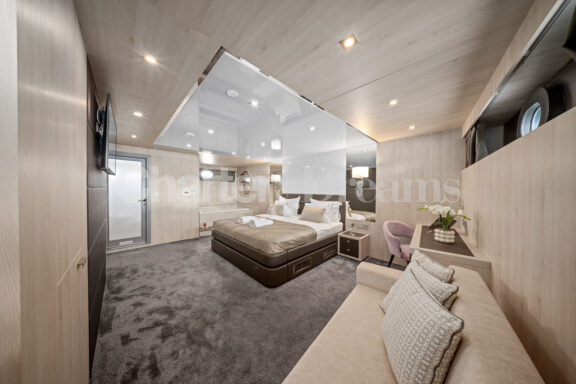 DALMATINO gallery image