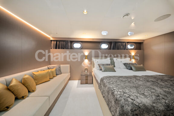 NOCTURNO gallery image